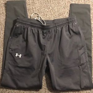 Under armour tapered joggers
